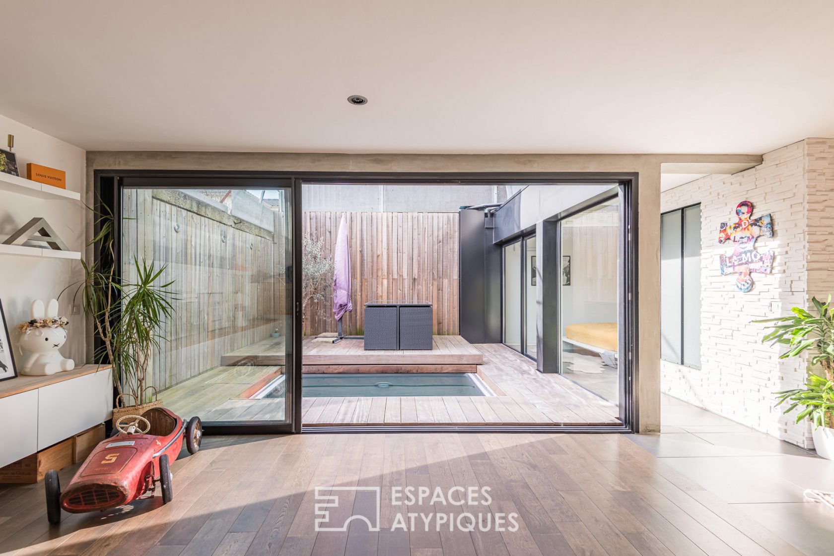 Former garage transformed into a designer loft