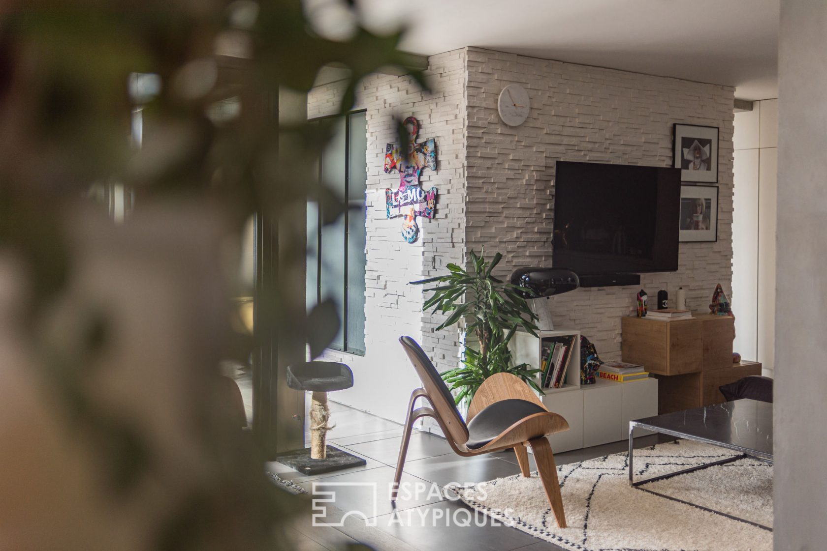 Former garage transformed into a designer loft