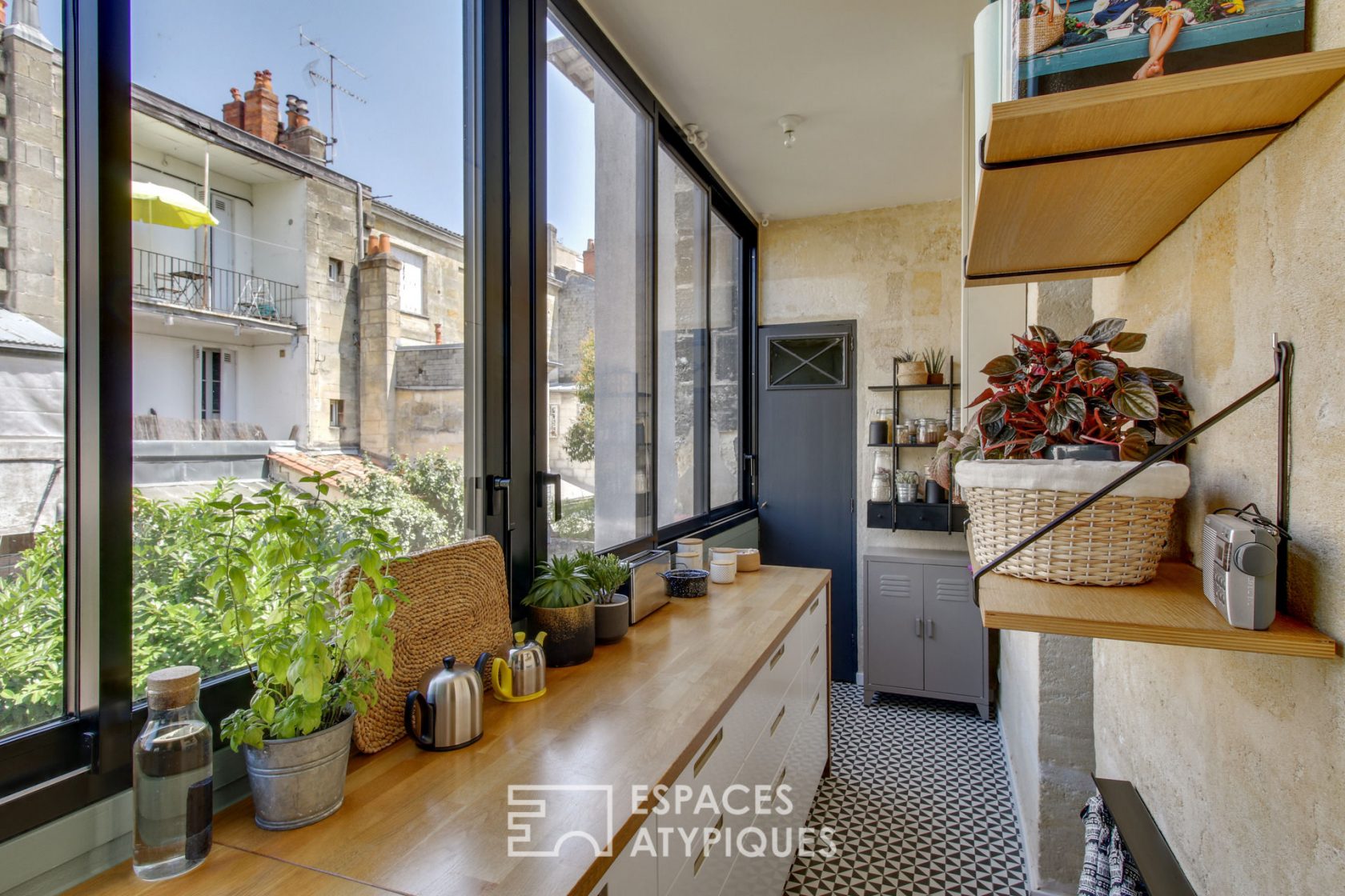 Beautiful charming apartment in Saint Seurin