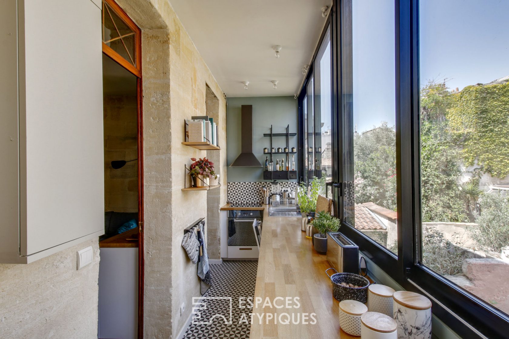 Beautiful charming apartment in Saint Seurin