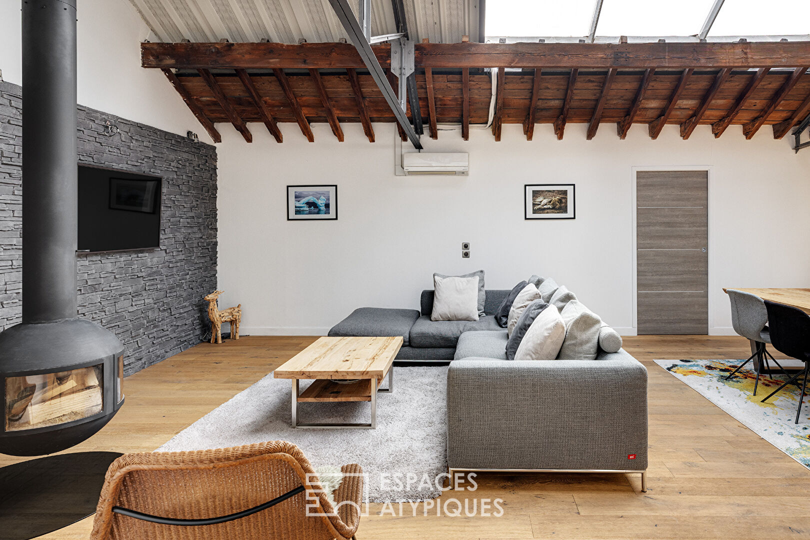 Loft avec terrasse