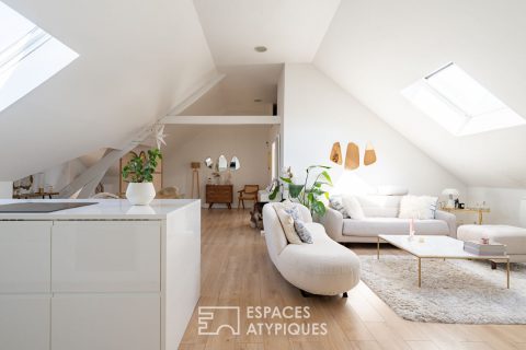 Light-filled loft in a former dye house