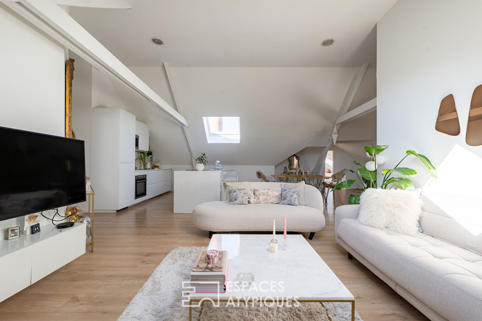 Light-filled loft in a former dye house