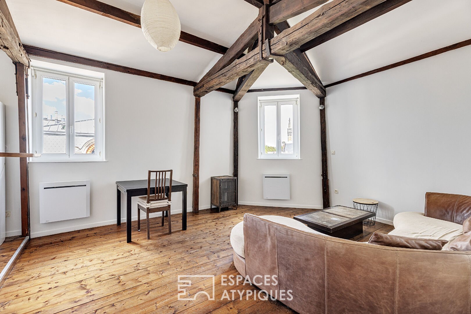 One-bedroom apartment in the Saint Sauveur district