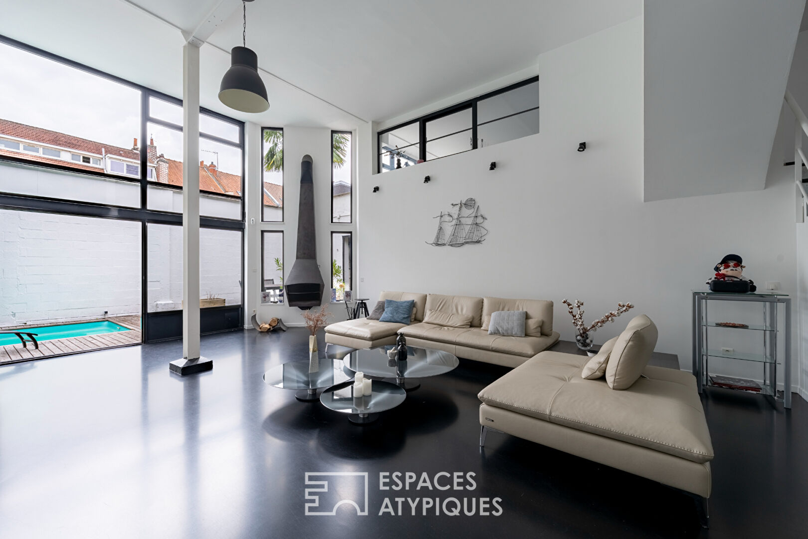 Maison contemporaine dans une ancienne usine