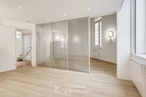 Duplex avec cachet XIXème siècle et intérieur moderne