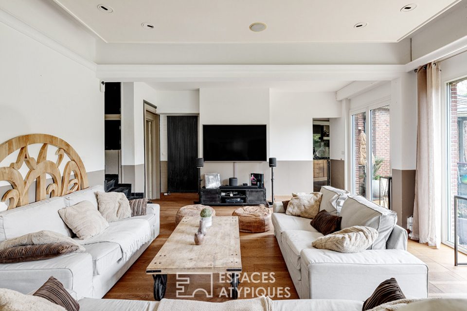 Demeure familiale avec piscine et appartements