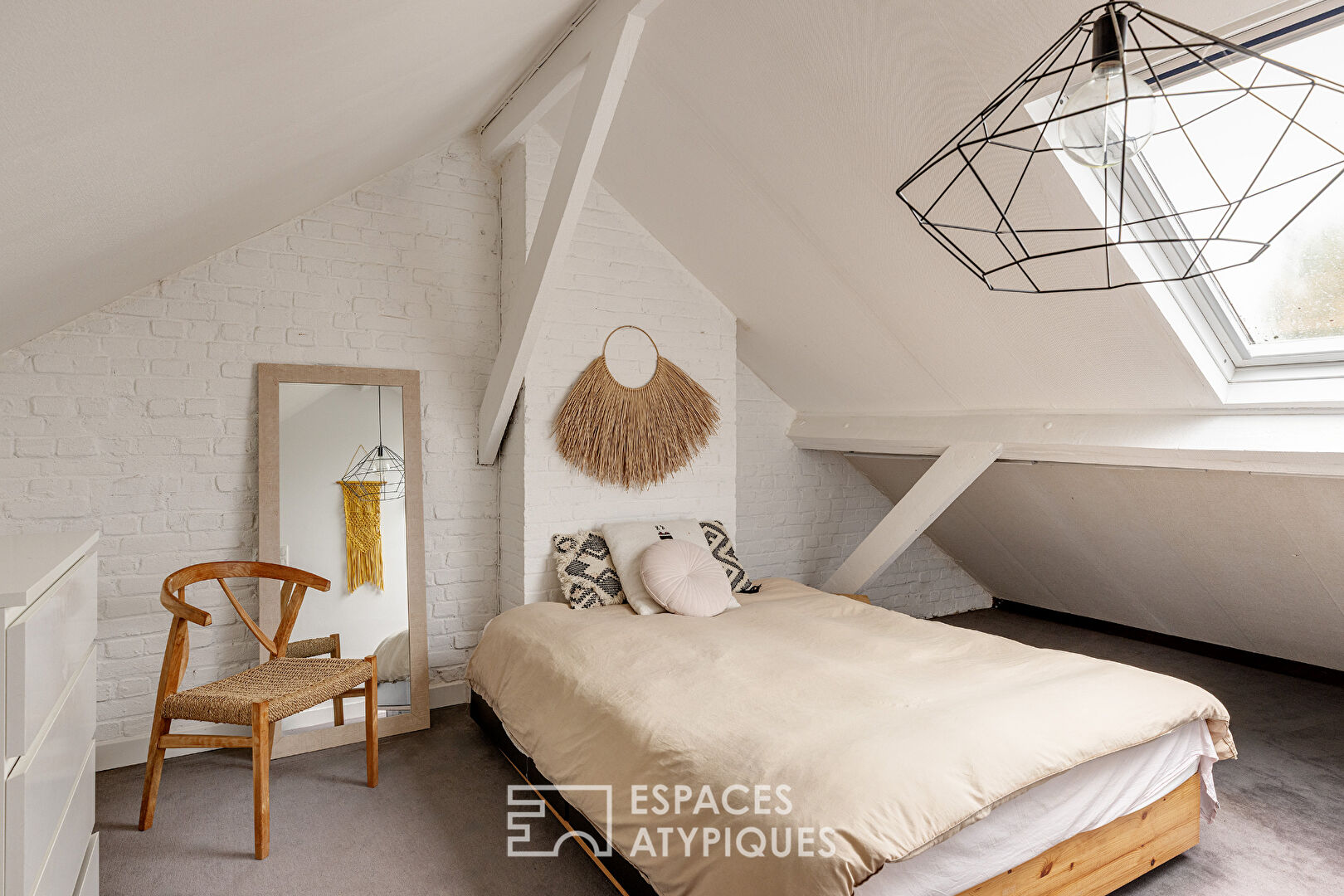 Maison bel-étage à deux pas du Bourg