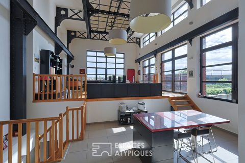 Loft industriel aux lignes singulières