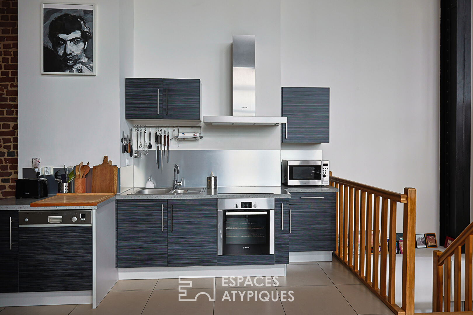 Loft industriel aux lignes singulières