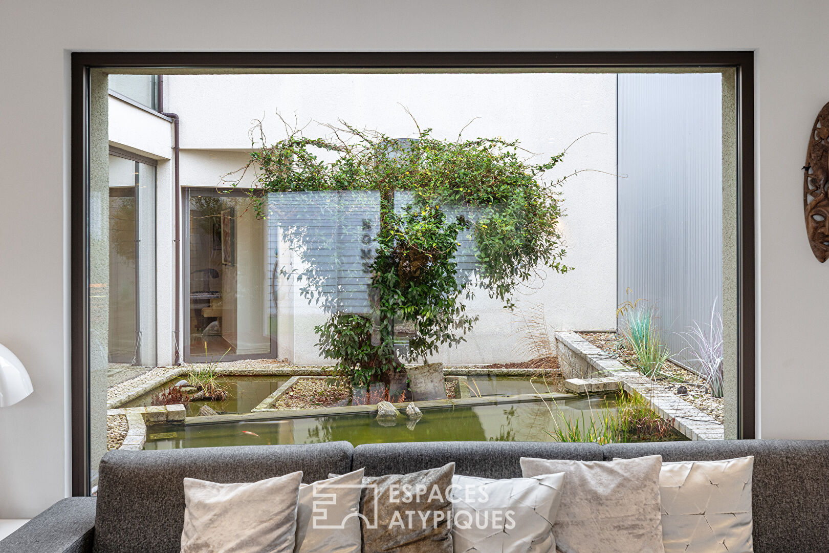 Maison d’Architecte avec Jardin et Patio Zen