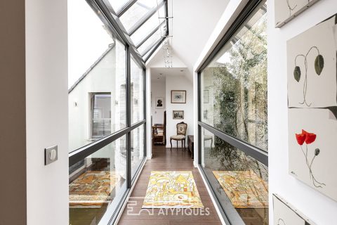 Maison d&rsquo;Architecte avec Jardin et Patio Zen