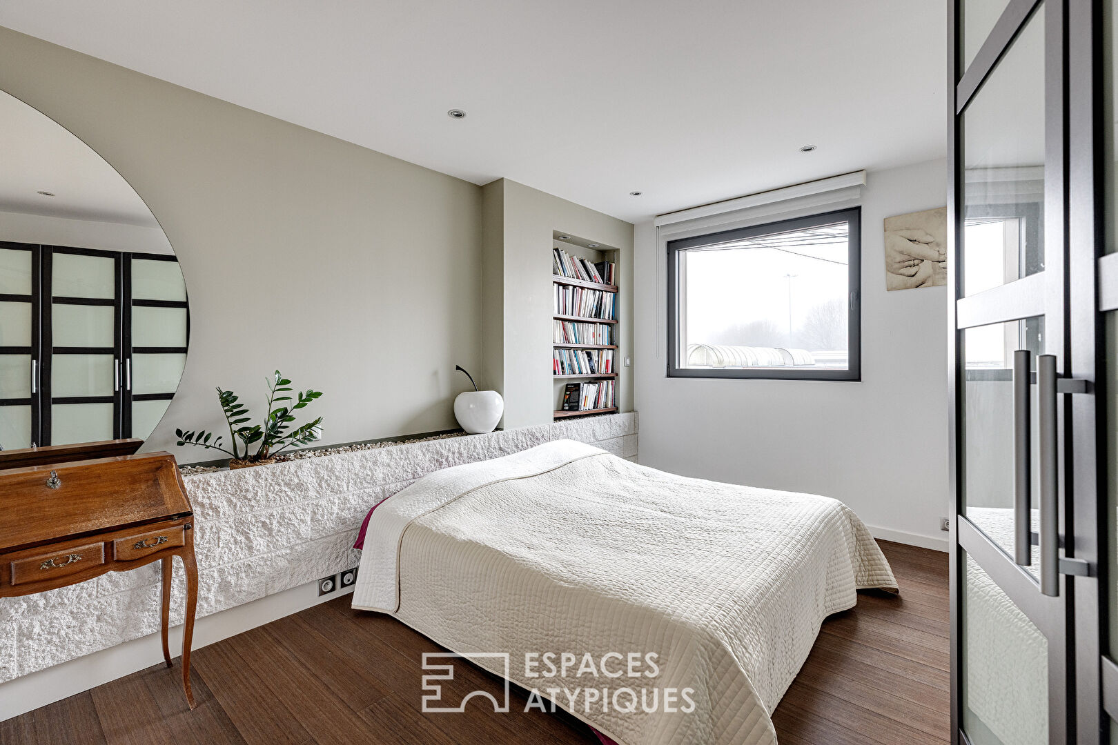 Maison d’Architecte avec Jardin et Patio Zen