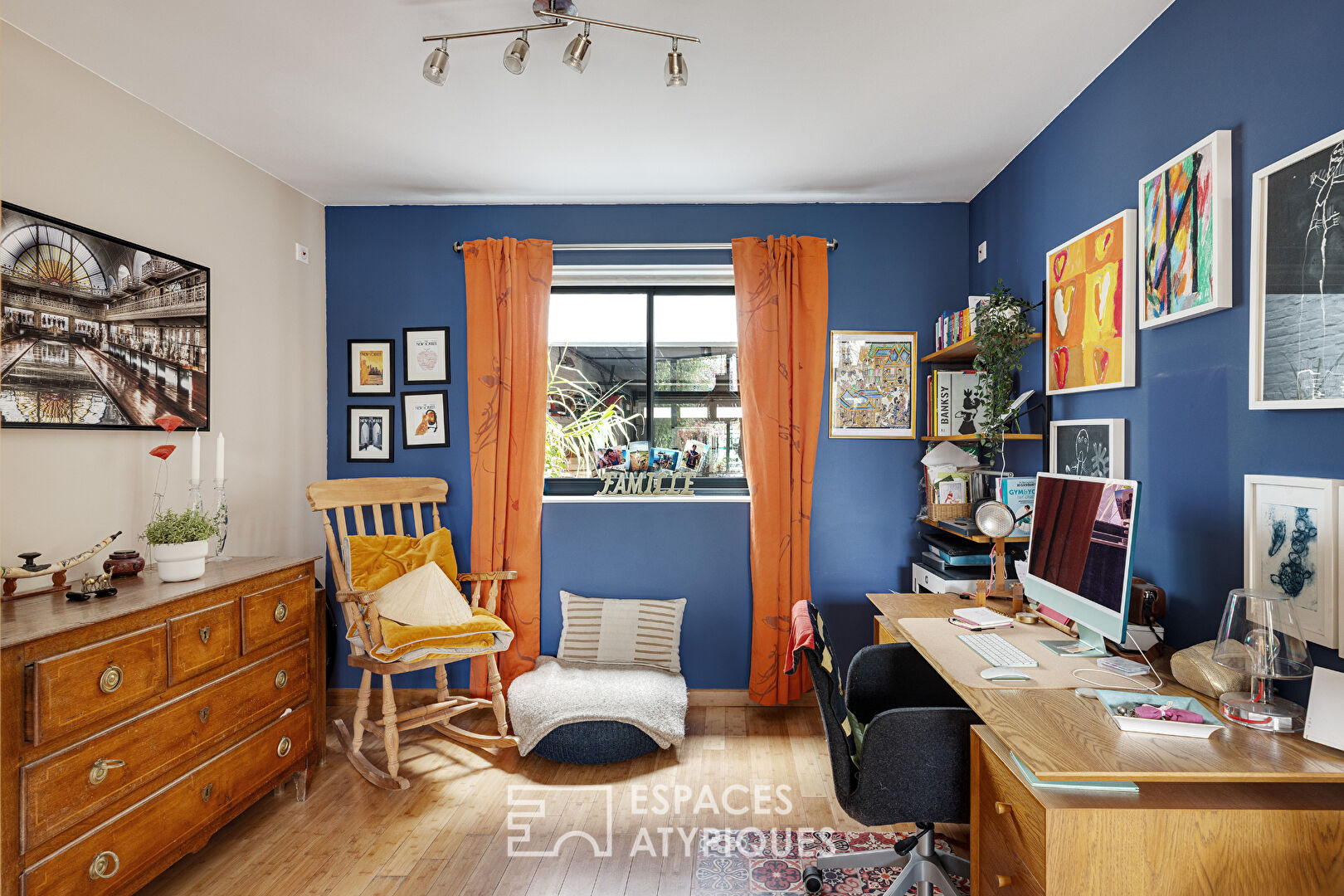 Ancien hangar réhabilité en plain-pied familial