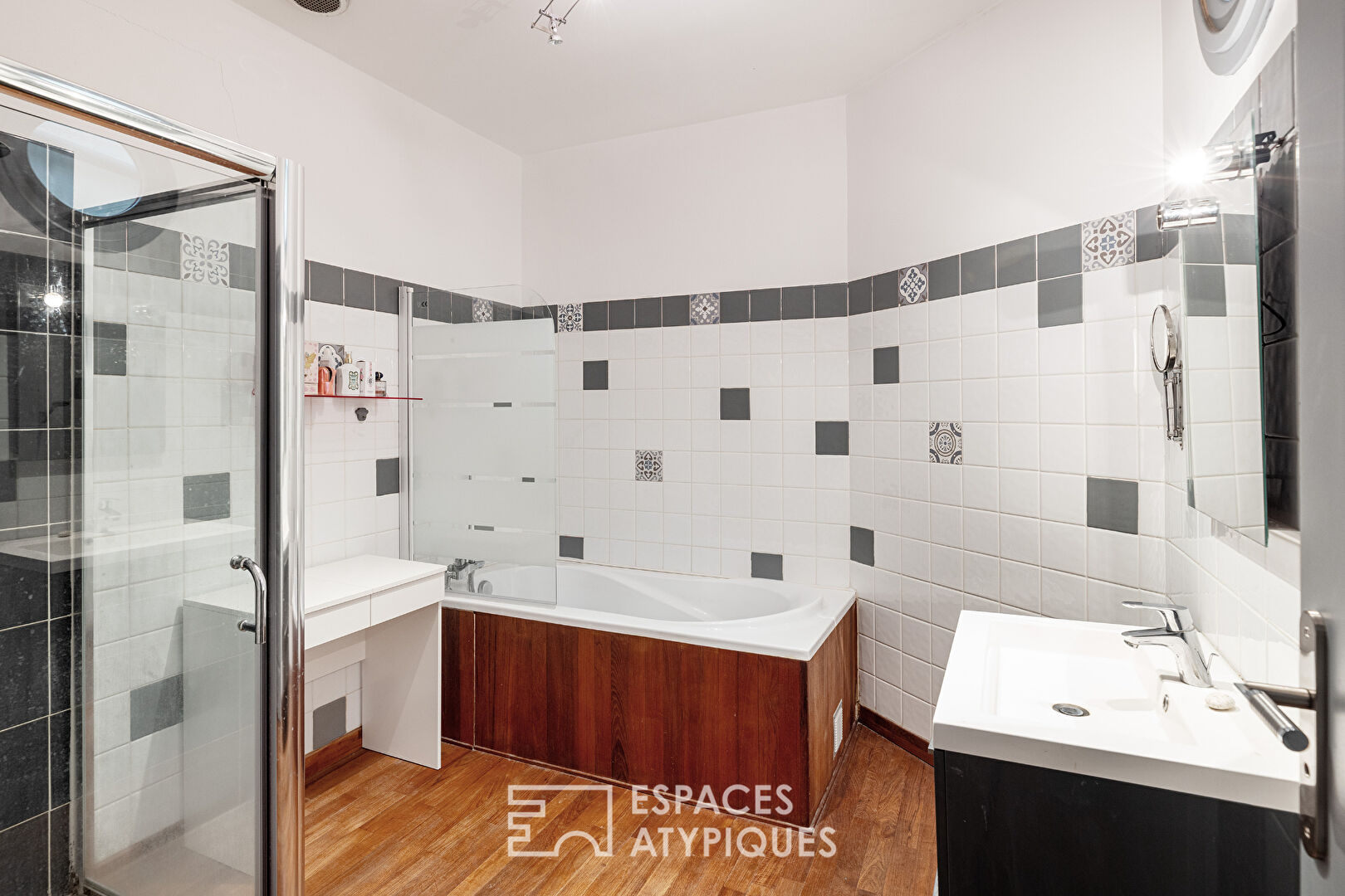 Appartement en dernier étage et terrasse sur les toits du Vieux-Lille