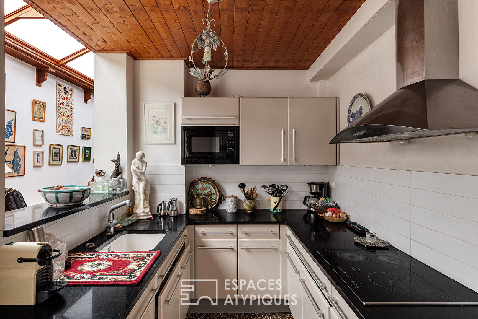 Maison de caractère du XIXe siècle avec verrière et cour intime