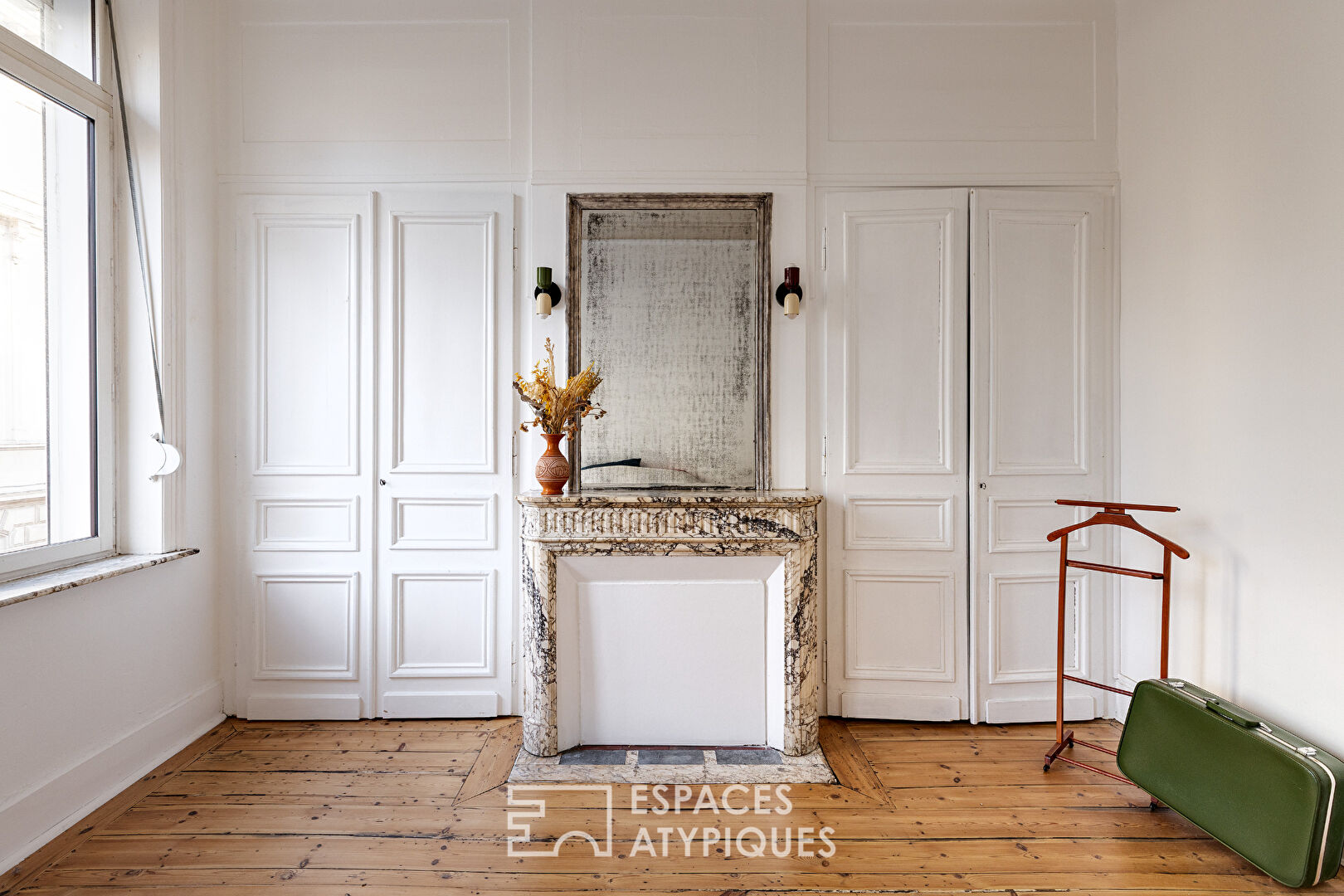 Appartement traversant et authentique à deux pas de la place de la République