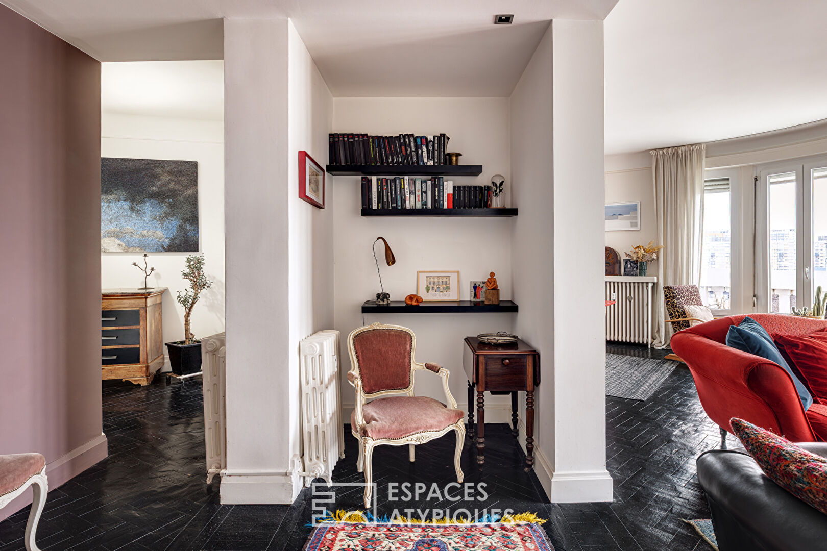 Top floor apartment with panoramic views