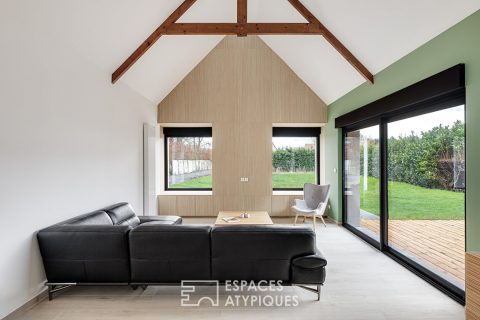 Flamande contemporaine au salon cathédrale