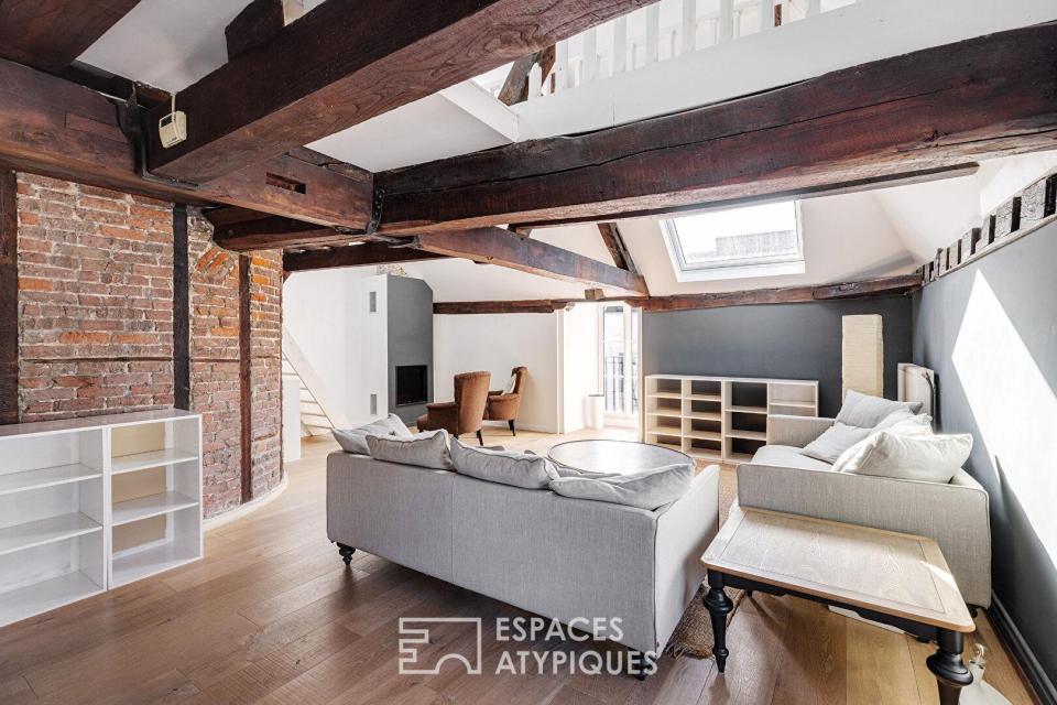 Duplex urbain boisé avec vue privée et garage