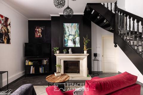 Aile de ferme de caractère et son jardin intérieur