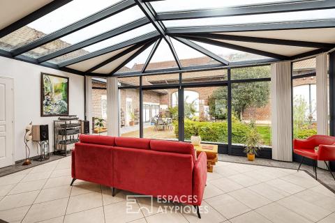 Aile de ferme de caractère et son jardin intérieur