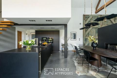 Grange rénovée et son jardin balinais