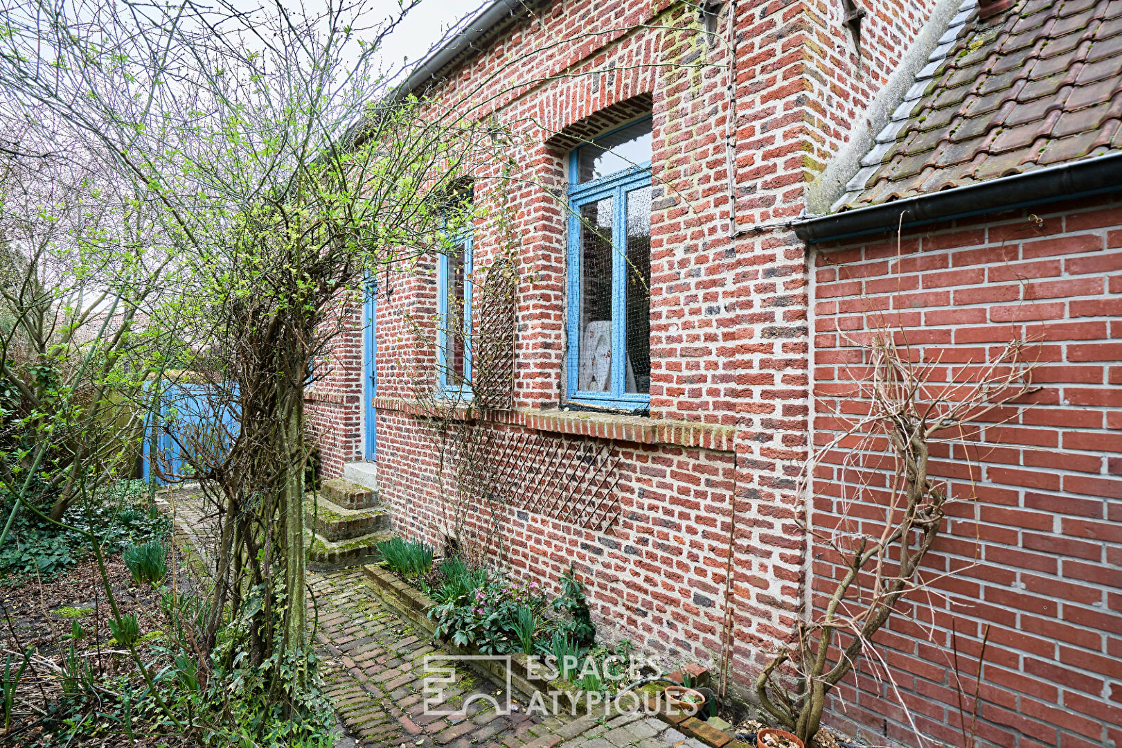 armhouse near Douai