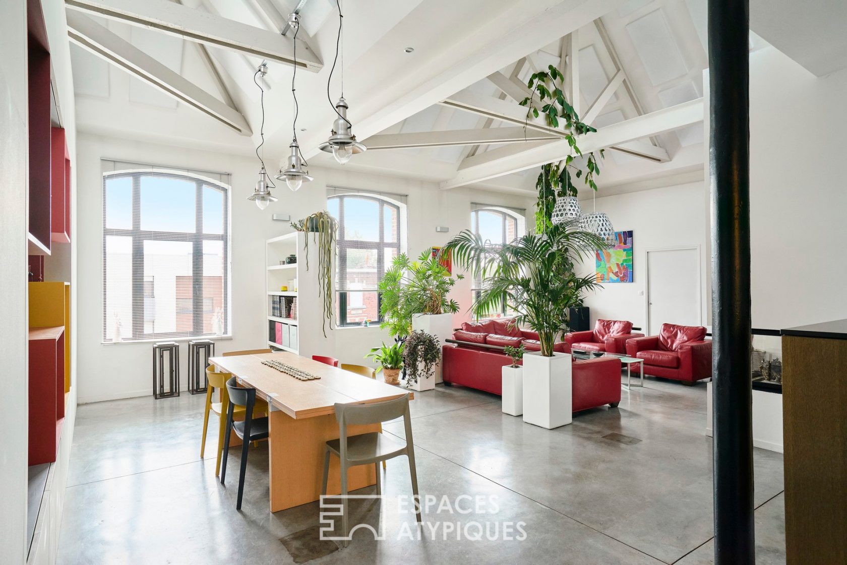 Loft en dernier étage avec terrasse et patio