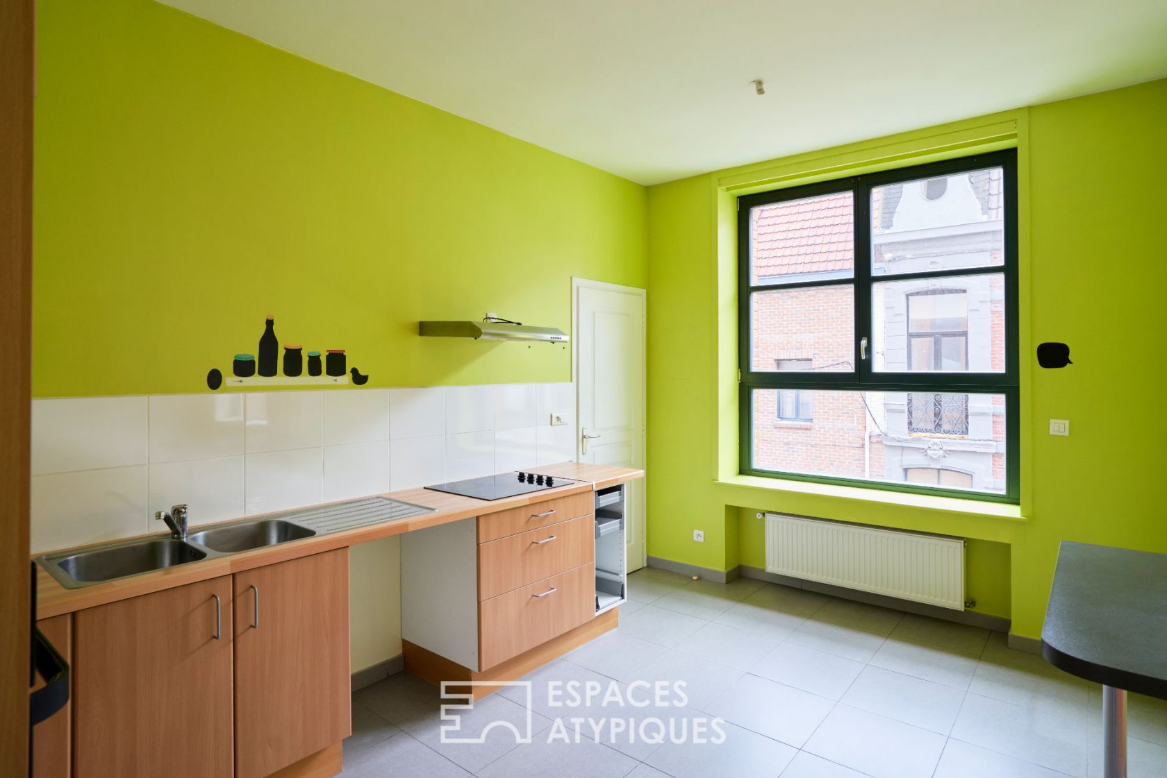 Appartement lumineux dans un immeuble art déco