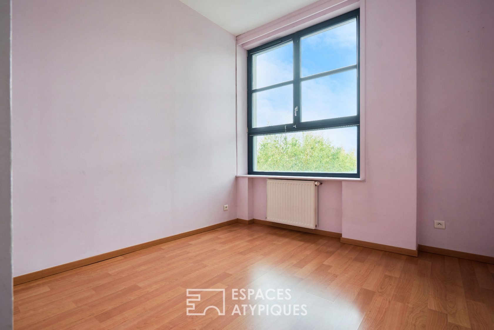 Appartement lumineux dans un immeuble art déco