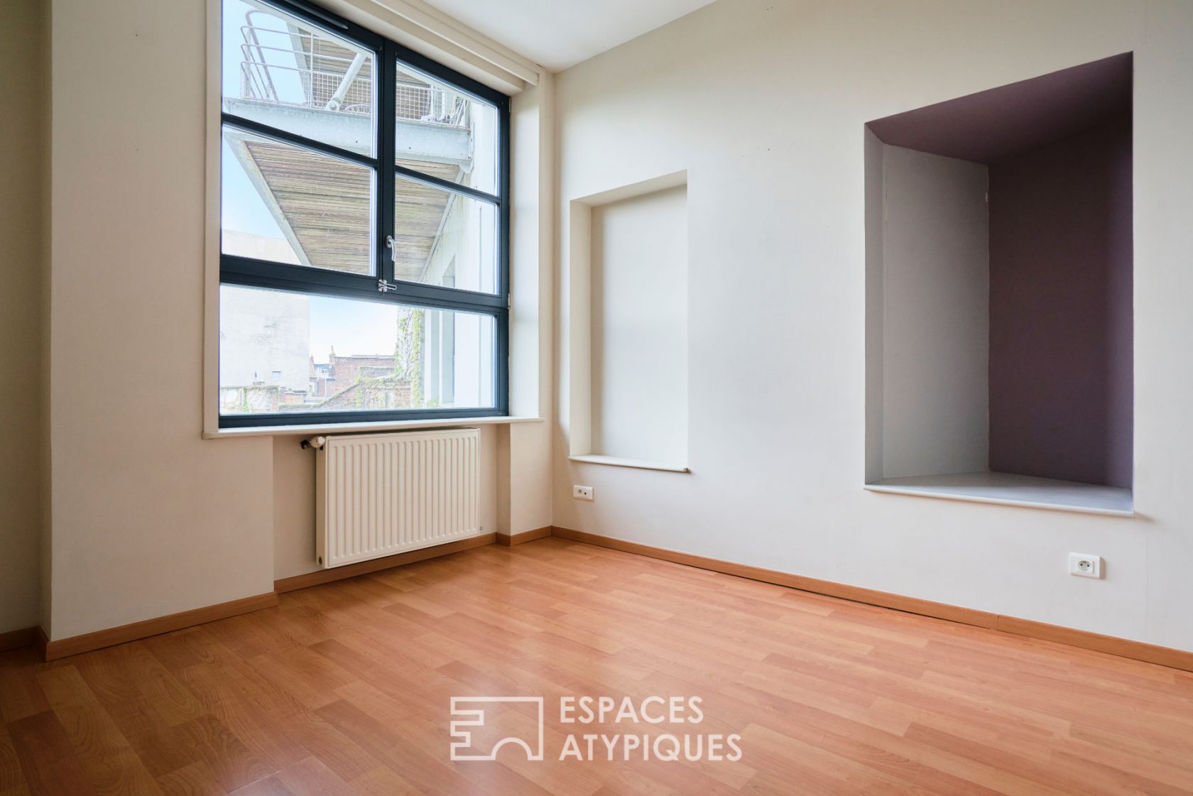 Appartement lumineux dans un immeuble art déco