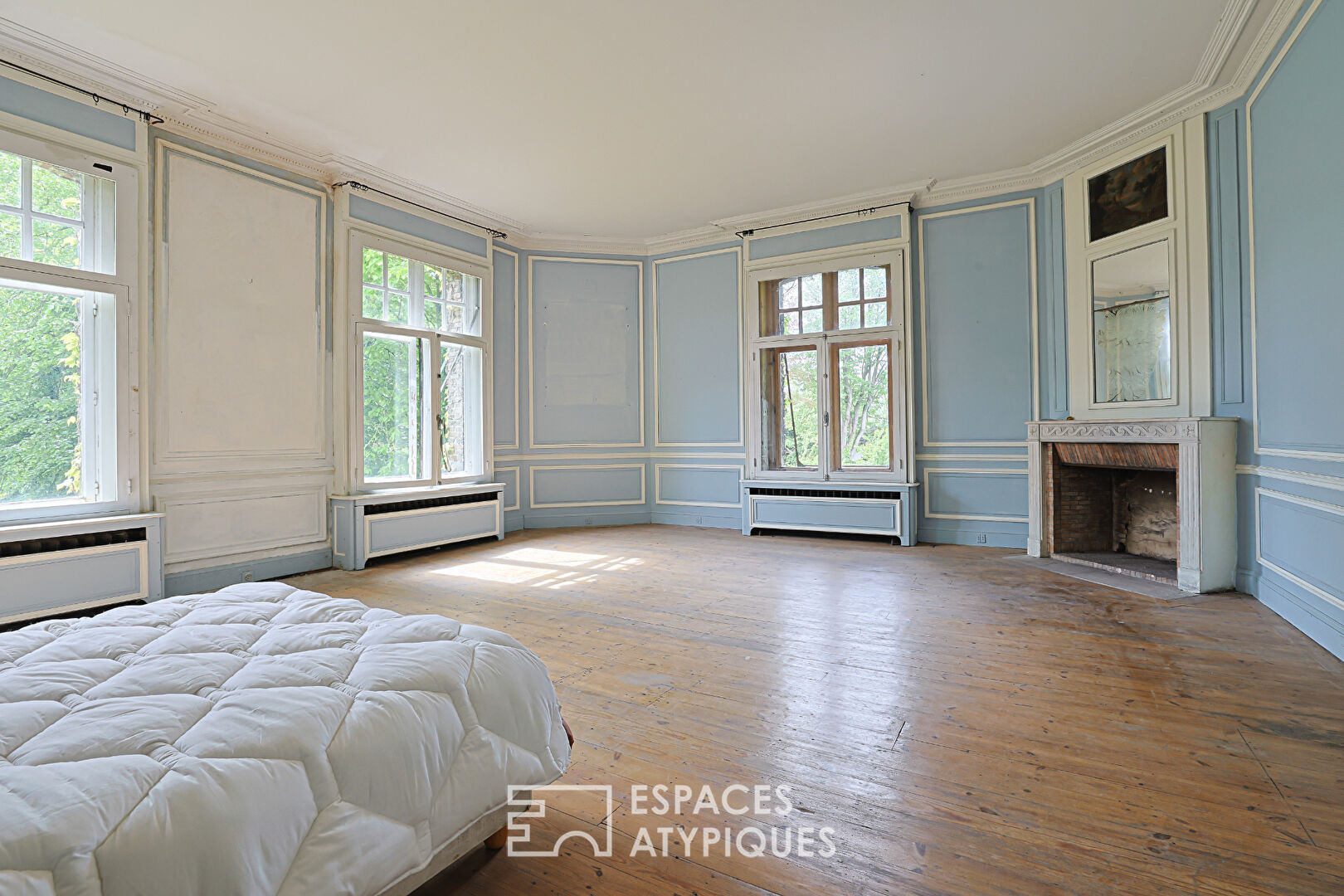 Art Deco Mansion to reinvent