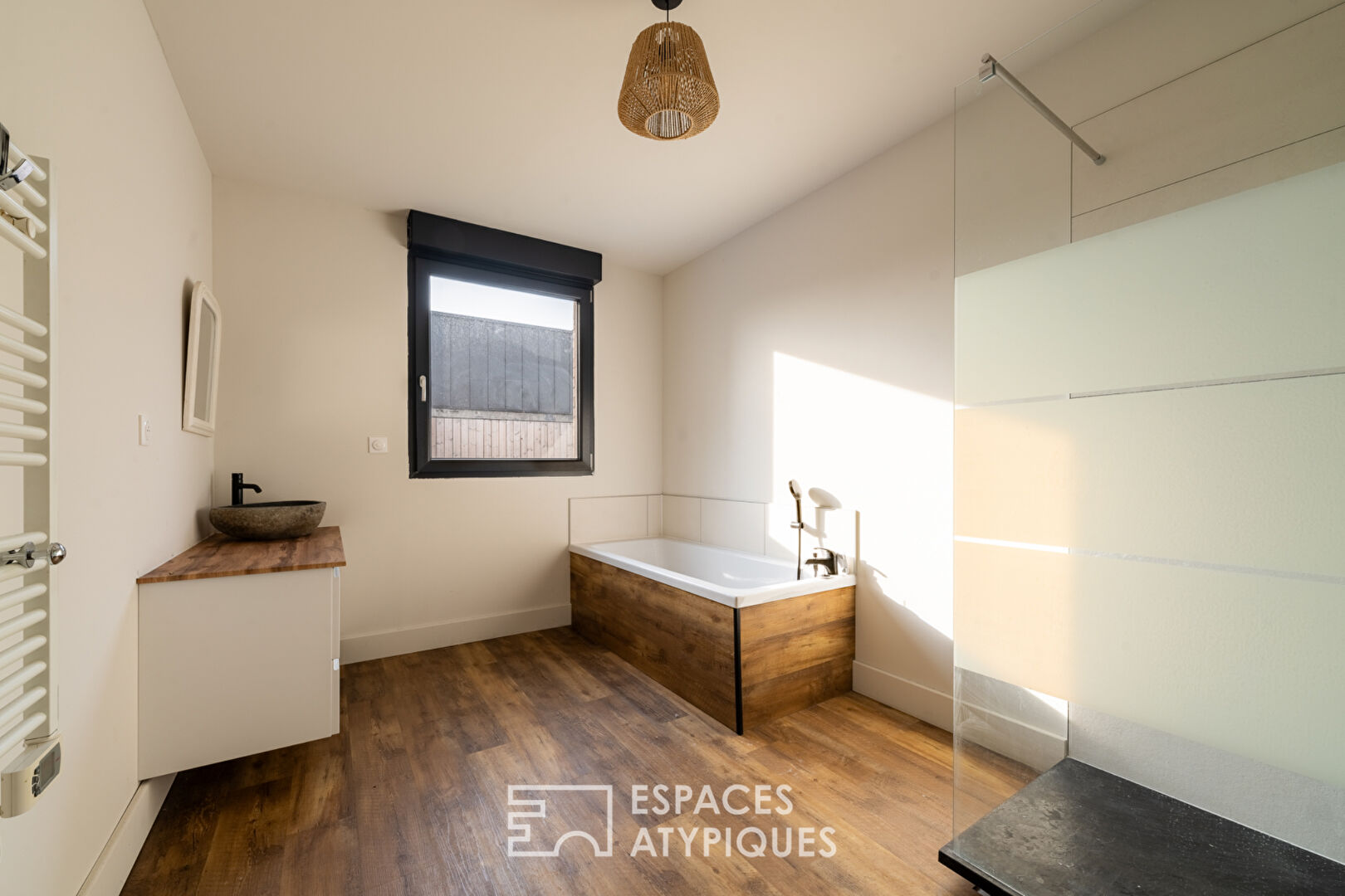 Charming renovated house in Le Fresnoy with garden
