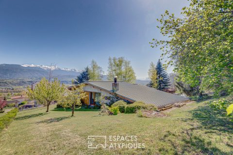 Maison d’architecte 70’s aux beaux volumes