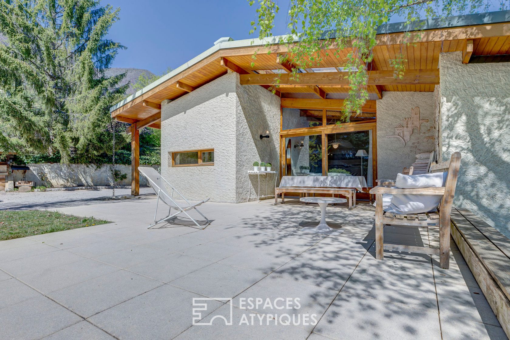 Maison d’architecte 70’s aux beaux volumes