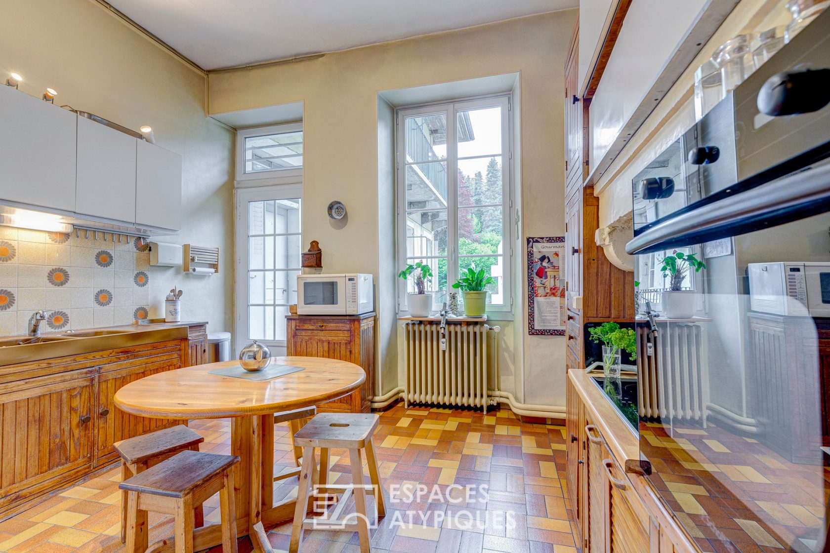 Appartement de caractère aux volumes généreux