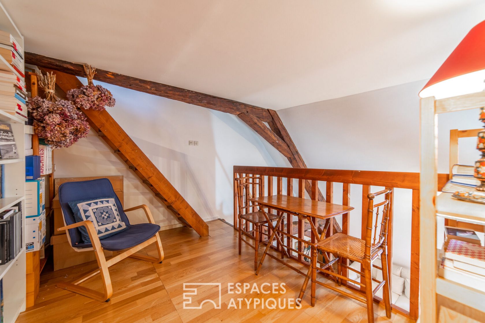 Charming triplex apartment in the city center