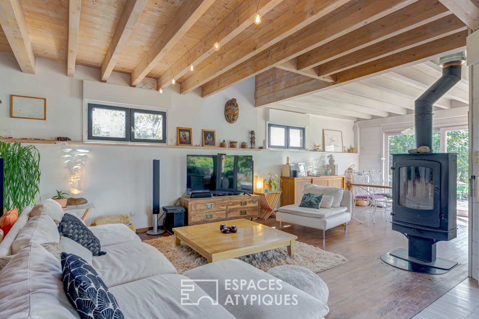 Maison d’architecte ossature bois avec piscine