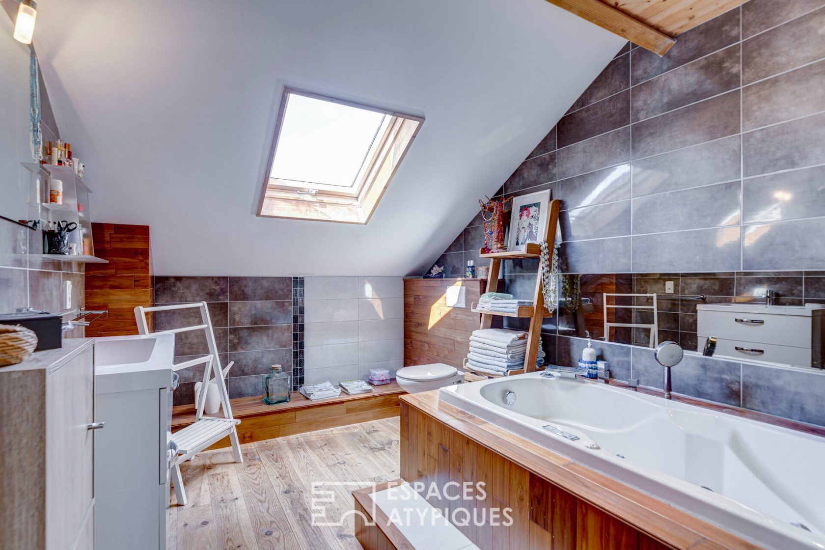 Maison d’architecte ossature bois avec piscine