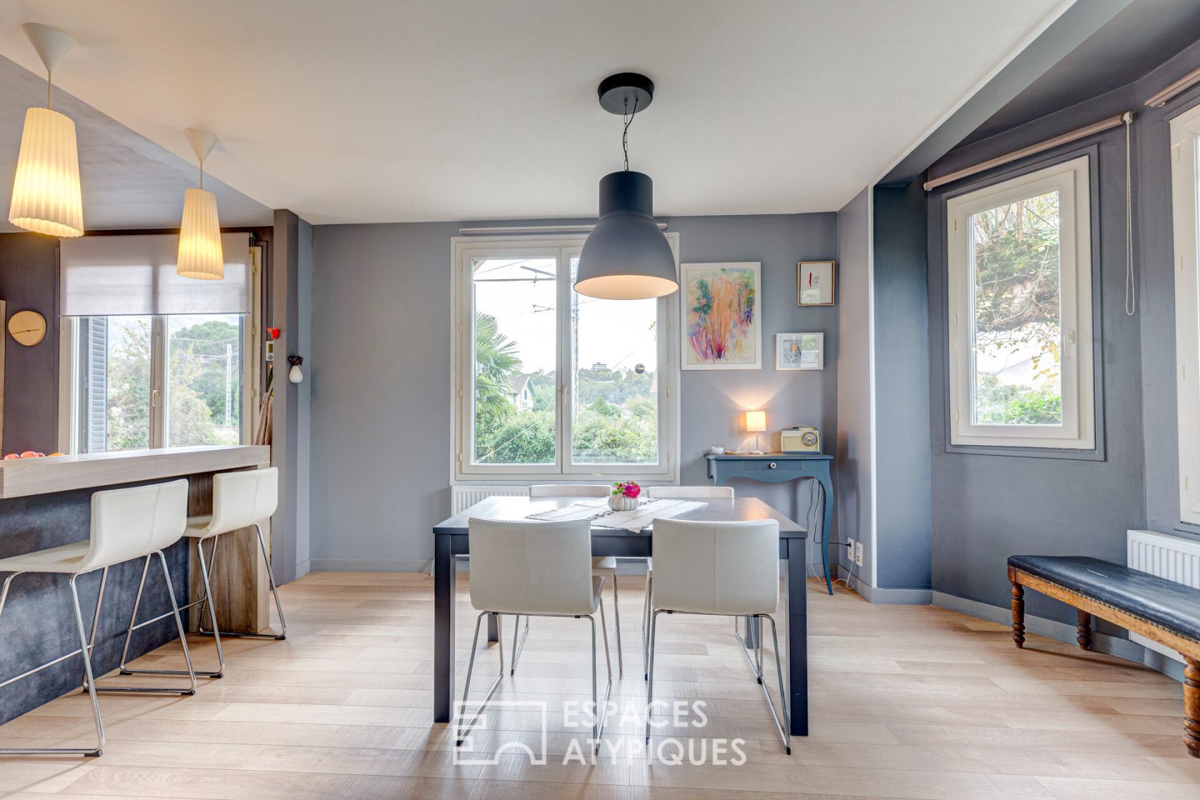 Renovated house and its contemporary annex