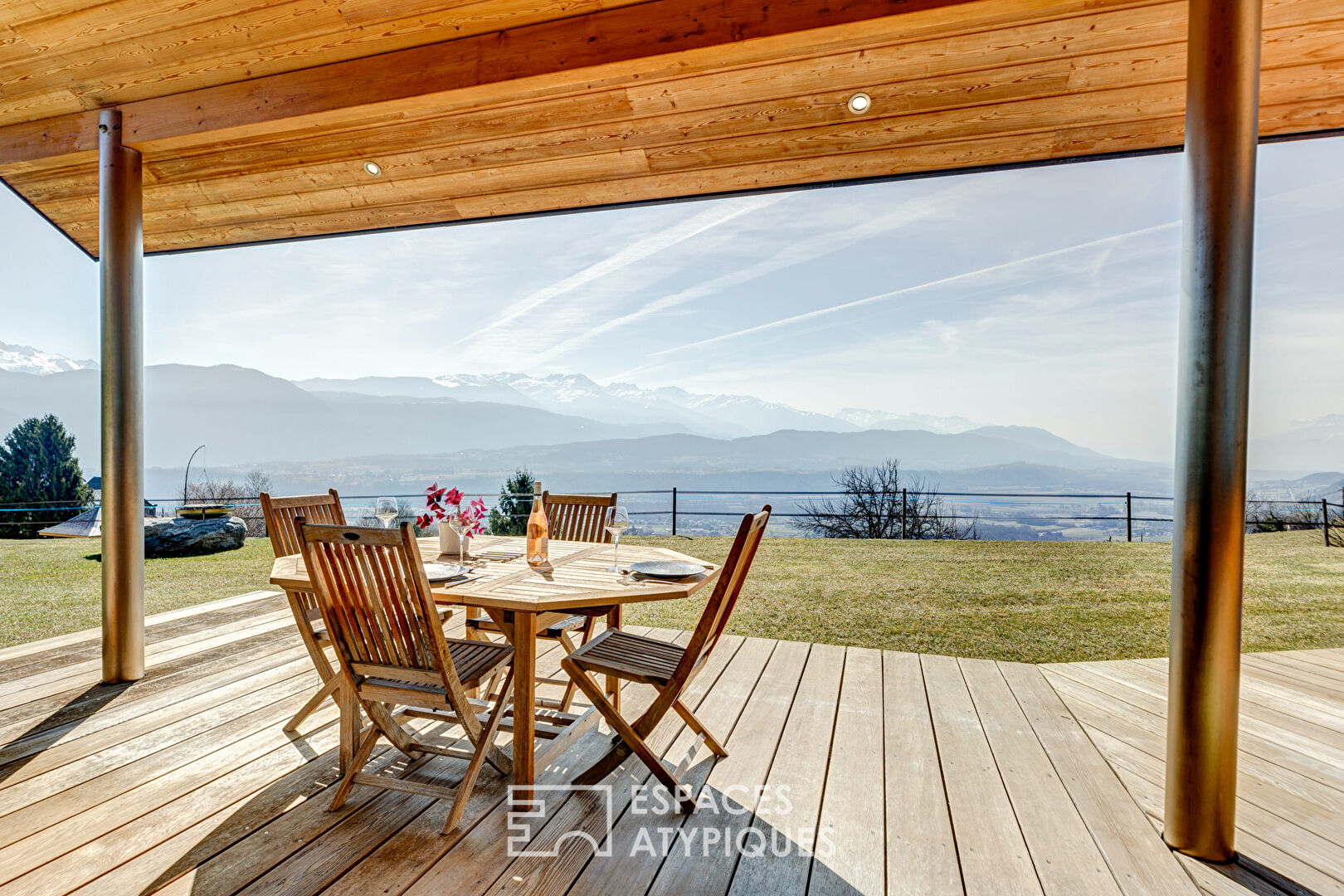 Contemporary house with panoramic view