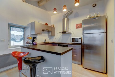 Character apartment in the heart of town