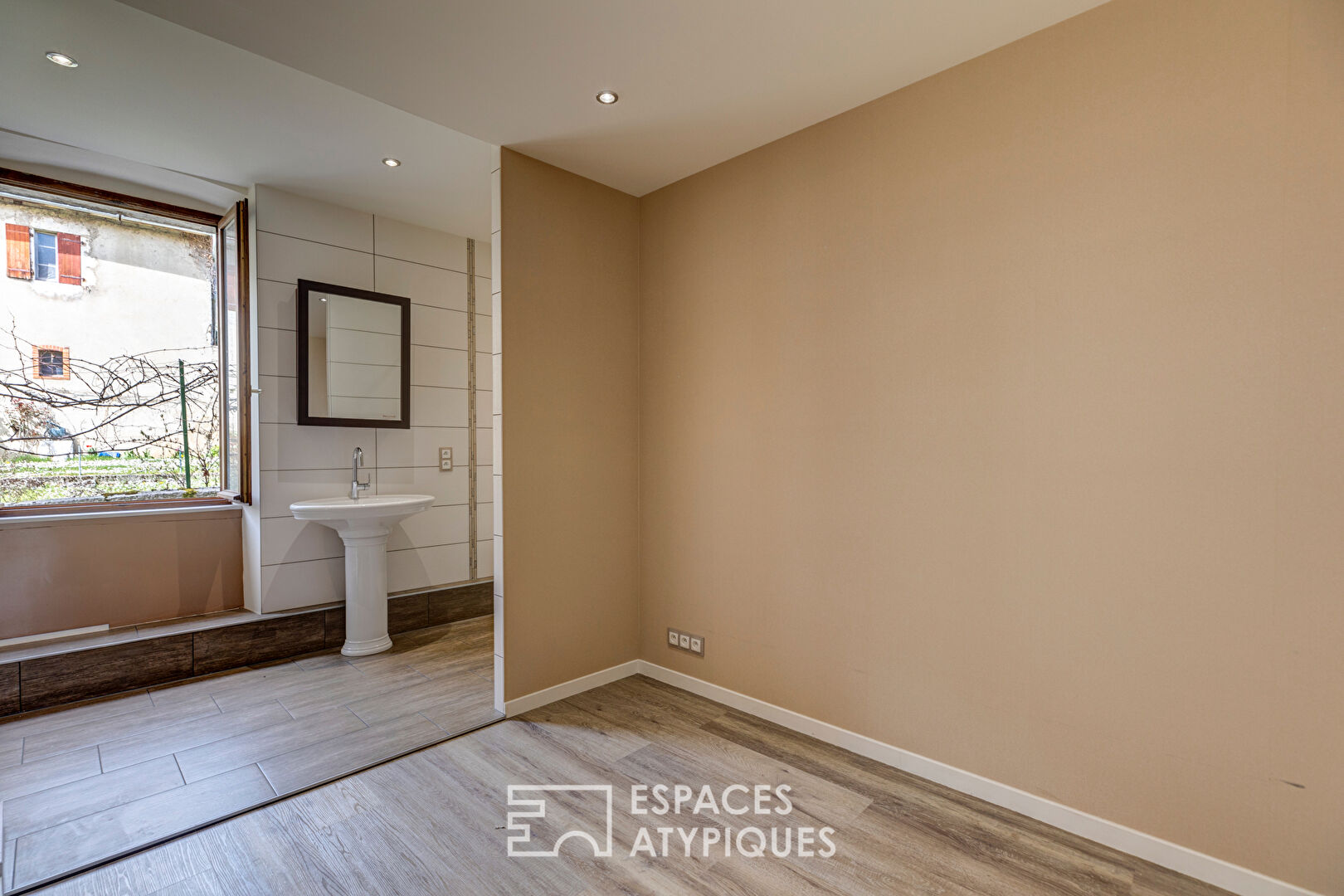 Renovated Haussmann-style apartment