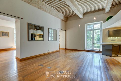 Appartement rénové dans un ancien château