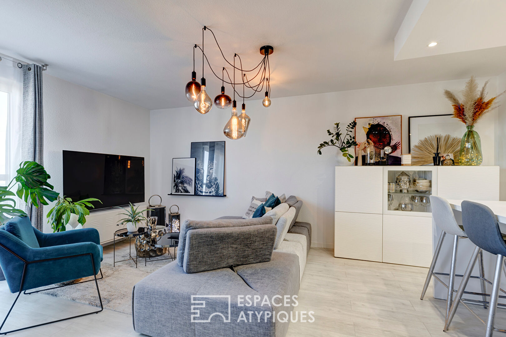 Top floor in the heart of Viry