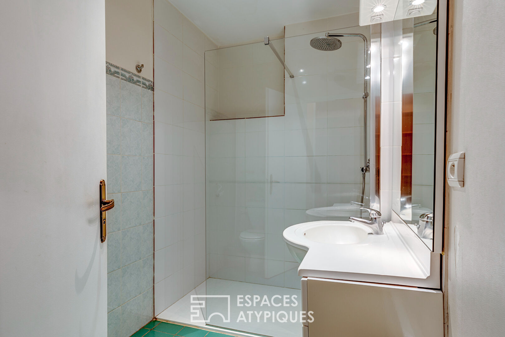 Appartement à rafraîchir en plein cœur de ville