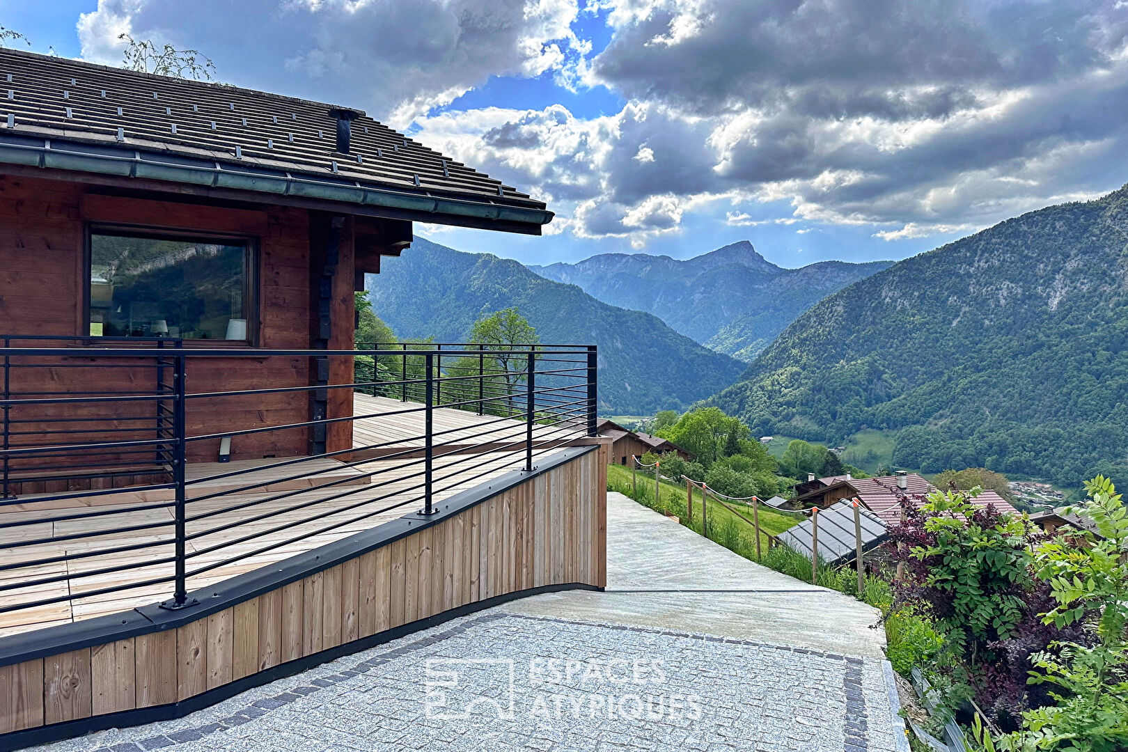 Chalet de caractère avec vue