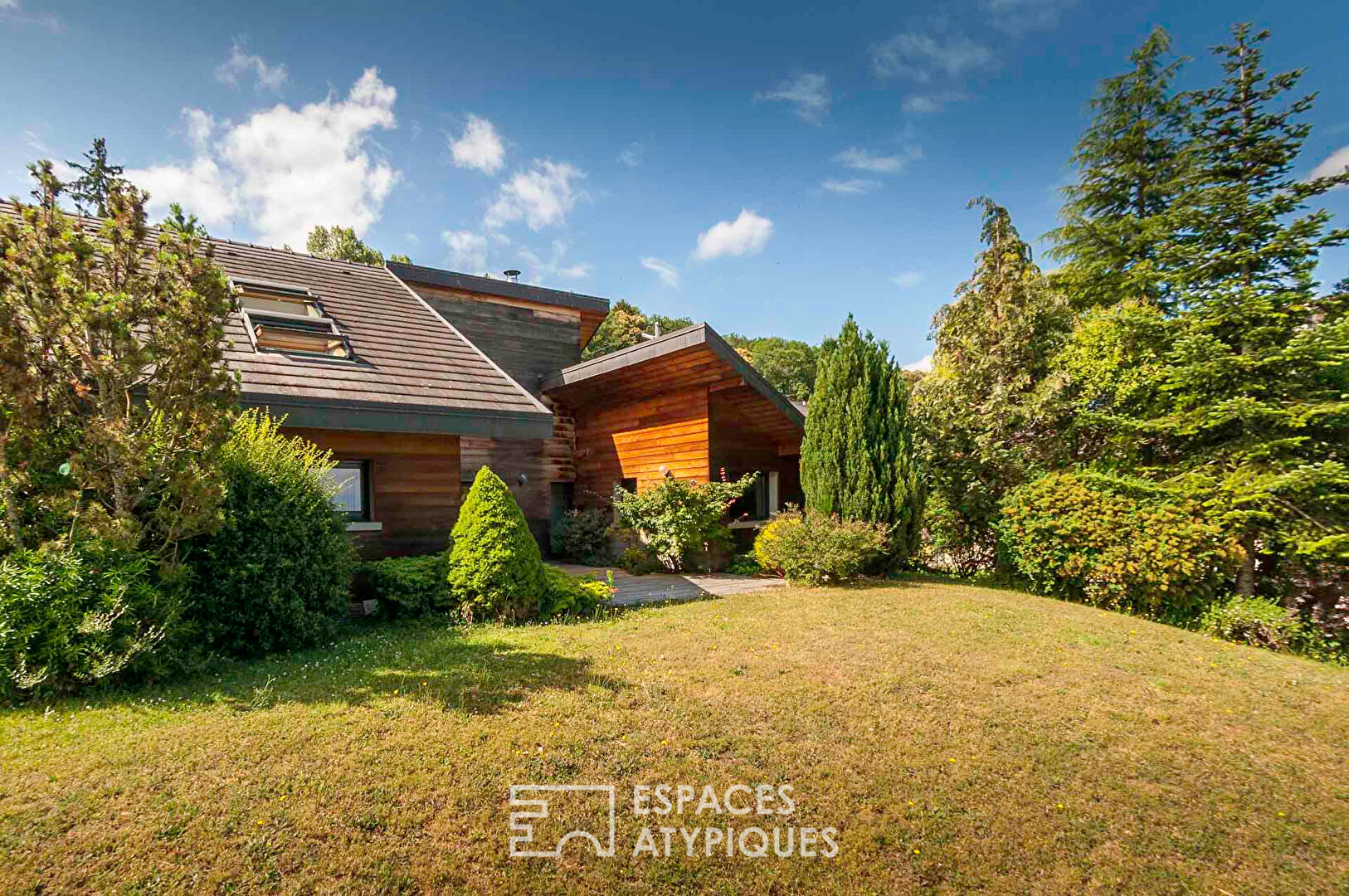 Maison contemporaine jumelée avec vue panoramique sur le lac