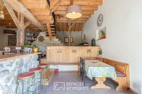 Maison mitoyenne de caractère avec studio indépendant